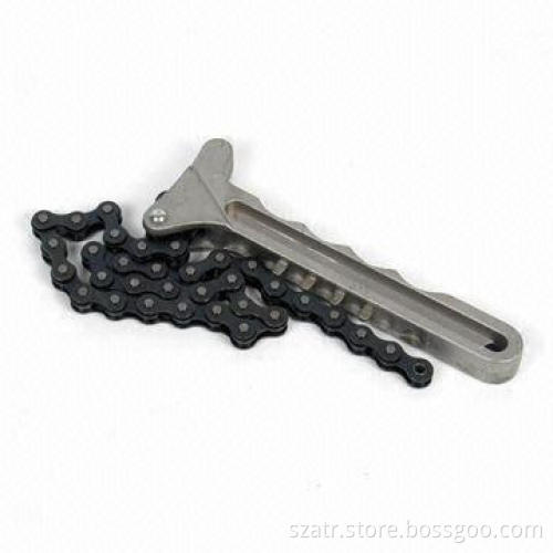 Heavy Duty Car Oil Filter Wrench, Measuring 38.5 x 32 x 31cm
